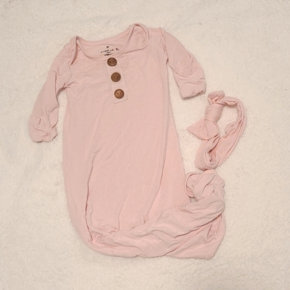 Caden Lane One Pieces Caden Lane Knotted Gown And Newborn Bow Poshmark